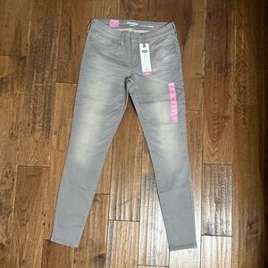 Denizen from Levi’s Gray Women's Jeans Low-Rise Jegging